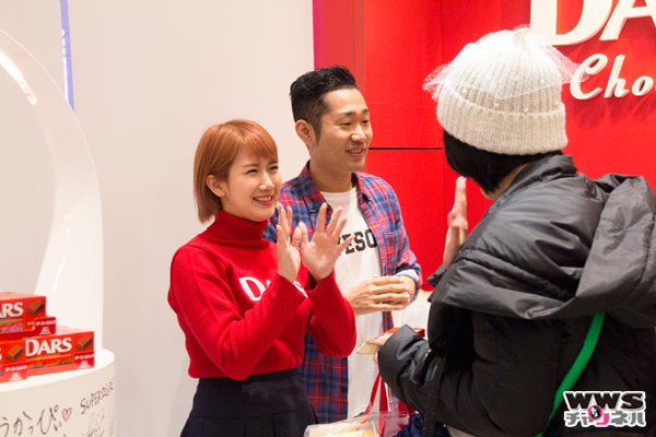 ℃-ute 岡井千聖と、さわやか五郎のユニット『おかっぴぃ』が DARS Chocolat Boutiqueの臨時店長に就任！