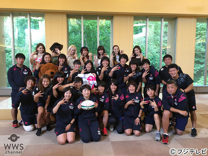 E-girlsが女子ラグビー日本代表サクラセブンズにサプライズ訪問！リオ五輪に向かっていざ「出航さ!」