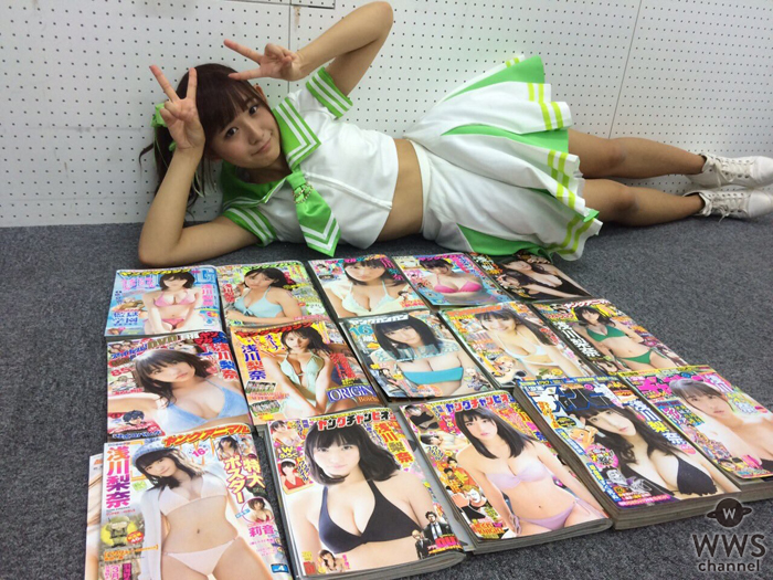 1000年に1度の童顔巨乳・スパガの浅川梨奈がセクシーすぎる表紙グラビアを並べて披露！今後の目標は「SUPER☆GiRLSのファンを増やしたい！」