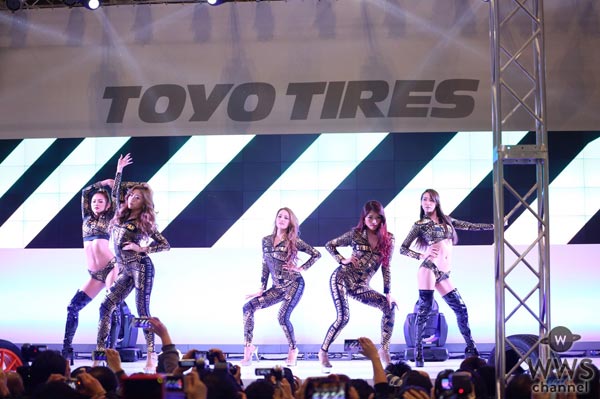 セクシーすぎて話題沸騰！CYBERJAPAN DANCERSが東京オートサロン2017 TOYO TIRESブースで魅せる！