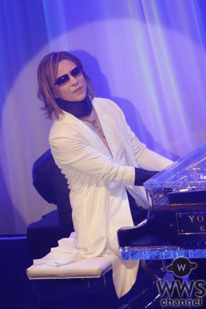 X JAPAN YOSHIKIの日本一豪華なディナーショーが感動の閉幕！手術を乗り越え走り続けるYOSHIKIの奏でるピアノの音色が全観客を魅了！