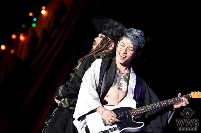 Miyavi Hydeの競演 Vamps主宰 Halloween Party 2日目に迫真のギターとボーカルのバトル Wwsチャンネル