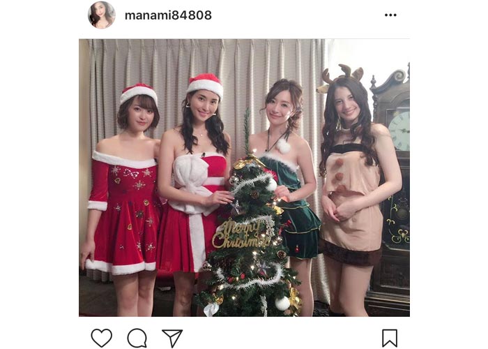 橋本マナミがセクシーすぎるクリスマス衣装を身につけた美女4ショットを披露！「こんなクリスマスパーティー参加してみたい」と絶賛の声！