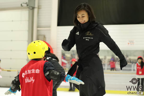浅田真央、舞によるスケート教室“住友生命「Vitality」”スケートチャレンジを開催！