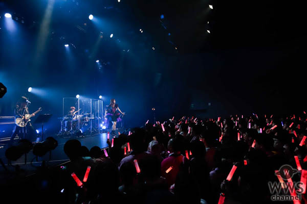 中川翔子、渋谷の新名所にてガールズバンドを擁し、こけら落としライブ！