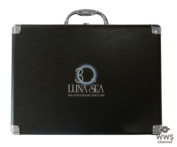 LUNA SEA、結成30周年記念ポータブル レコードプレーヤーをUNIVERSAL MUSIC STOREにて限定発売決定！