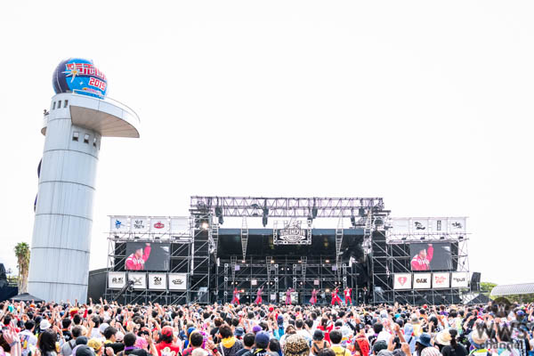 【ライブレポート】C&Kが氣志團万博2019で煽りまくりのステージングに会場熱狂！