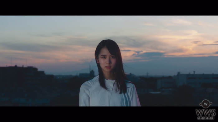 日向坂46・上村ひなのソロ曲MVが公開！