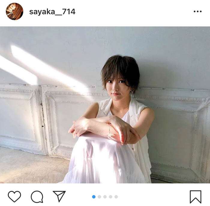 山本彩が新曲『追憶の光 』MVオフショット公開！純白の衣装に「かっくい〜！」「美しすぎます」と称賛の声