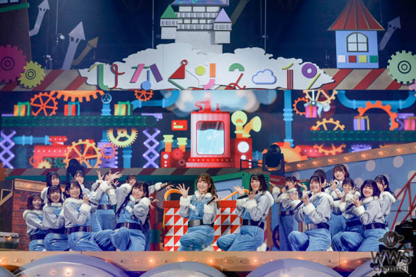 日向坂46、2020年12月に東京ドーム公演が決定！「ひなくり2019」でサプライズ発表