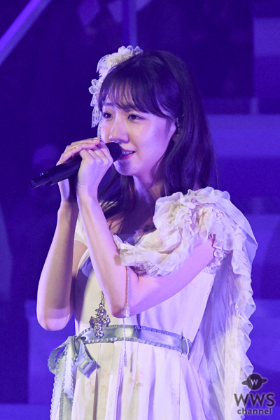 AKB48 柏木由紀、ソロ曲『夜風の仕業』で美声を響かせる＜AKB48リクアワ2020＞
