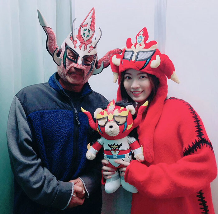 SKE48 松井珠理奈、引退試合を終えた獣神サンダー・ライガーを激励「素敵な背中を見せられるよう頑張ります」