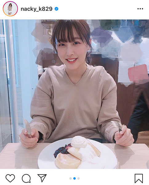 SKE48 鎌田菜月、パンケーキを前に癒しの笑顔「自分磨き、歯磨きは大切ね」