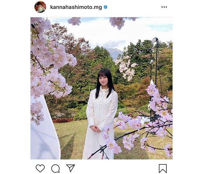 橋本環奈、純白衣装が映えるお花見オフショット公開に「どこのお姫様！？」「桜と環奈ちゃんは無敵」と絶賛の声