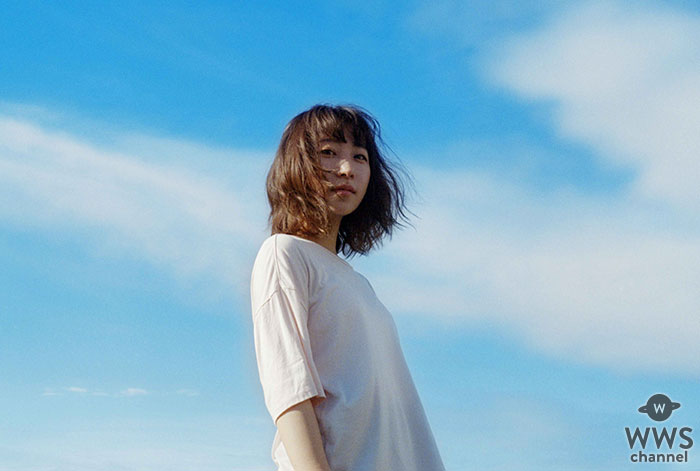 新潟出身のシンガーソングライター・果歩、3ヶ月連続配信シングル 第2弾「街と花束」のMVを公開