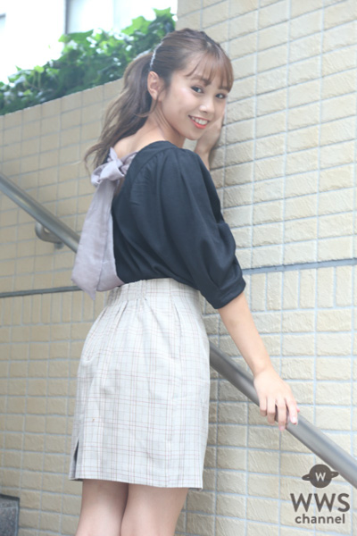 【写真特集】元NMB48・磯 佳奈江がクールなミニスカ姿で登場！