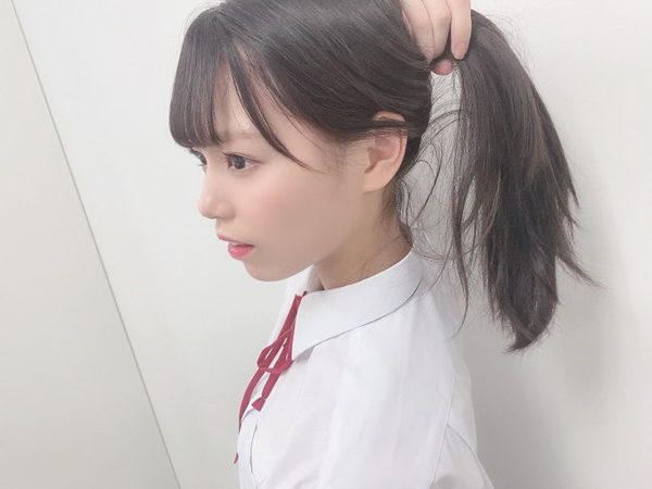 STU48 岩田陽菜、制服姿で髪を結ぶ仕草にファン大反響！「可愛すぎて辛い」「ひなちゃんは最強」