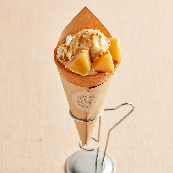 gelato pique cafeの新作クレープはモンブランとキャラメルアップル