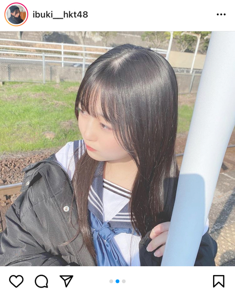HKT48 石橋颯、上目遣いで見つめるセーラー服姿に歓喜の声
