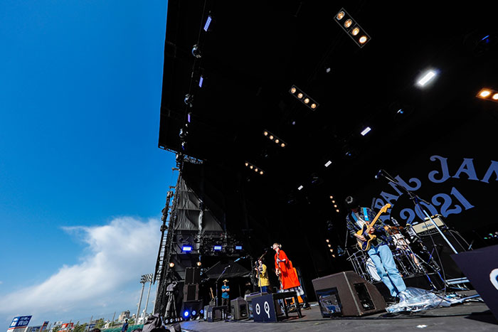 【ライブレポート】ポルカドットスティングレイが1年半振りの生ライブで、ドキドキの新曲初披露。＜JAPAN JAM 2021＞