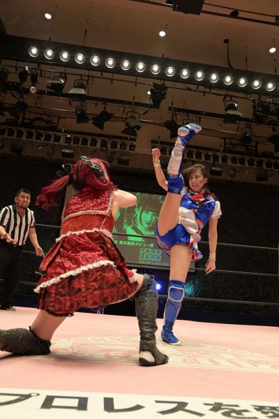 SKE48 荒井優希、プロレスデビュー戦は伊藤麻希に敗退「経験の差だったり、力の差を感じました」