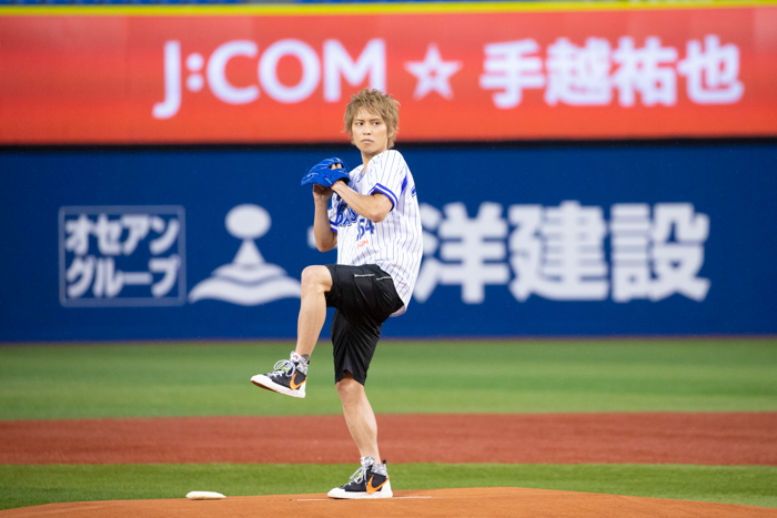 手越祐也、地元横浜で人生初の始球式！「80点くらいはあげてよいと思います」