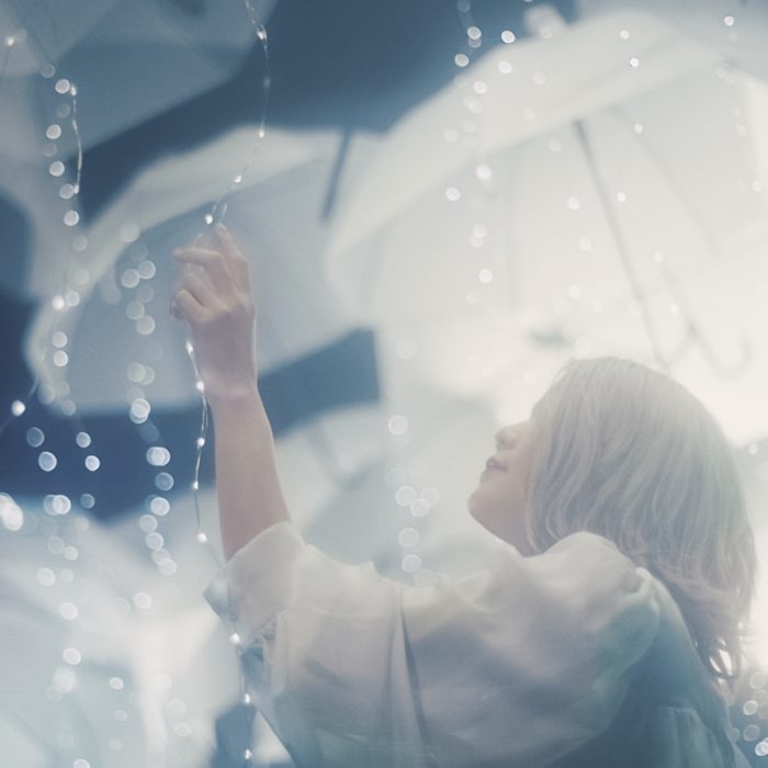 ハラミちゃん、音色で雨模様を表現したオリジナル楽曲『雨』をリリース