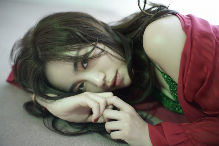 鷲尾伶菜のソロプロジェクト「伶」、6/9に新曲『キミとならいいよ。』をリリース