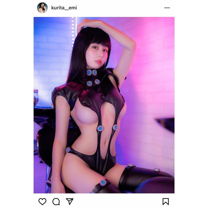 くりえみ、露出限界ギリギリなGANTZ的コスプレでバストがこぼれそう！「下乳えぐい」「めちゃめちゃセクシー」