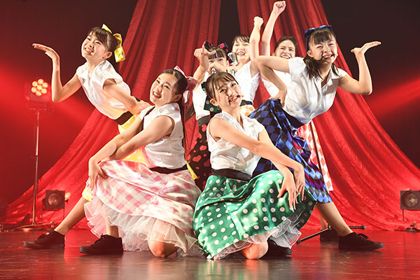 【動画】少女歌劇団ミモザーヌが初の東京公演で圧巻のパフォーマンス！！