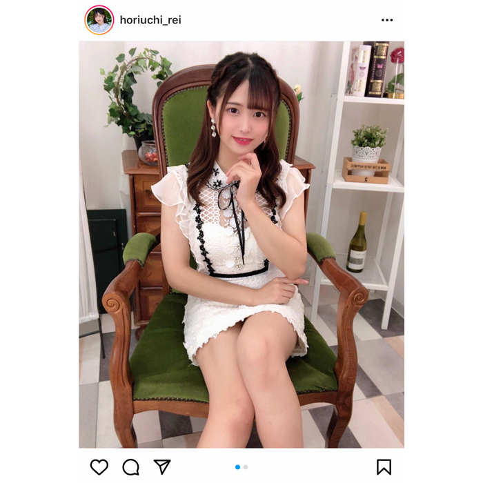 堀内玲、ミニスカワンピで眩しい美脚を披露！「綺麗な脚」「セクシーセクシー」