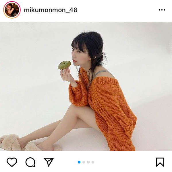 HKT48 田中美久、カメラ目線でドーナツをパクリと食べる仕草が可愛すぎる!!