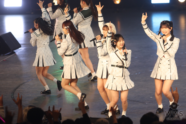 【写真特集】HKT48が『スキ!スキ!スキップ!』『12秒』などアッパーチューンを連発！＜NIG FES 2022＞