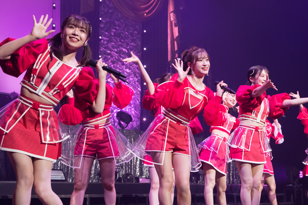 NMB48・紅組公演で隅野和奏、浅尾桃香、早川夢菜がチームBII正規メンバーに昇格 ＜NMB48 NAMBAZAAR 2022＞