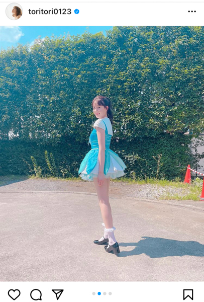 トリンドル玲奈、超ミニスカ衣装で魅せる脚線美！「妖精だ」「永久保存版」と歓喜の声も！