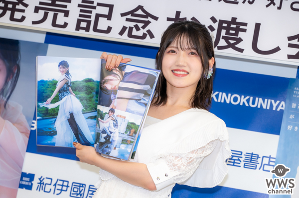 【写真特集】AKB48・村山彩希、白の透け感ワンピースで写真集イベントに参加！「今の村山彩希を見逃さないで」