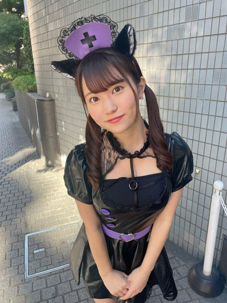 JamsCollection・坂東遥、黒猫に扮したハロウィンコスプレを披露