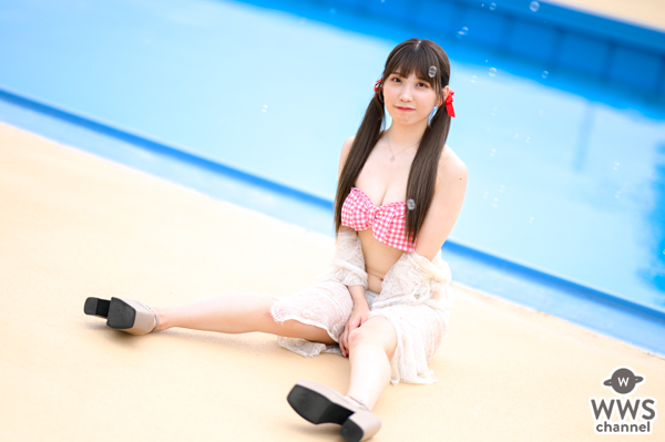 【写真特集】結野優姫（CURTiA）、チューブトップビキニ姿をプールサイドで披露！＜近代麻雀水着祭2022＞