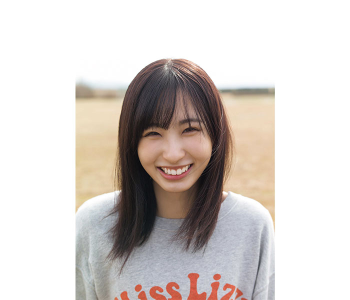 STU48・沖侑果、1st写真集は4/25に発売！ナチュラル笑顔の先行カット公開