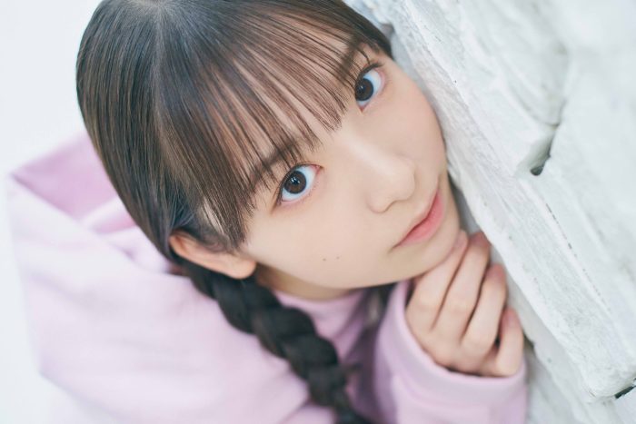 日向坂46の最年少・渡辺莉奈、上目遣い＆あっかんべーにファン悶絶