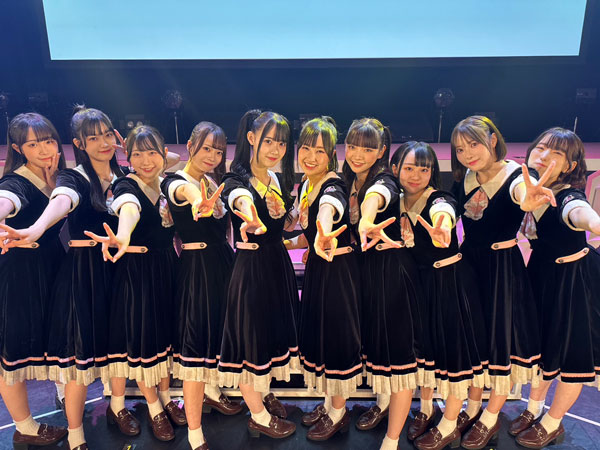 HoneyWorksサウンドプロデュース10人組アイドルグループ・高嶺のなでしこが今冬メジャーデビュー決定！1周年記念ライブにてサプライズ発表！